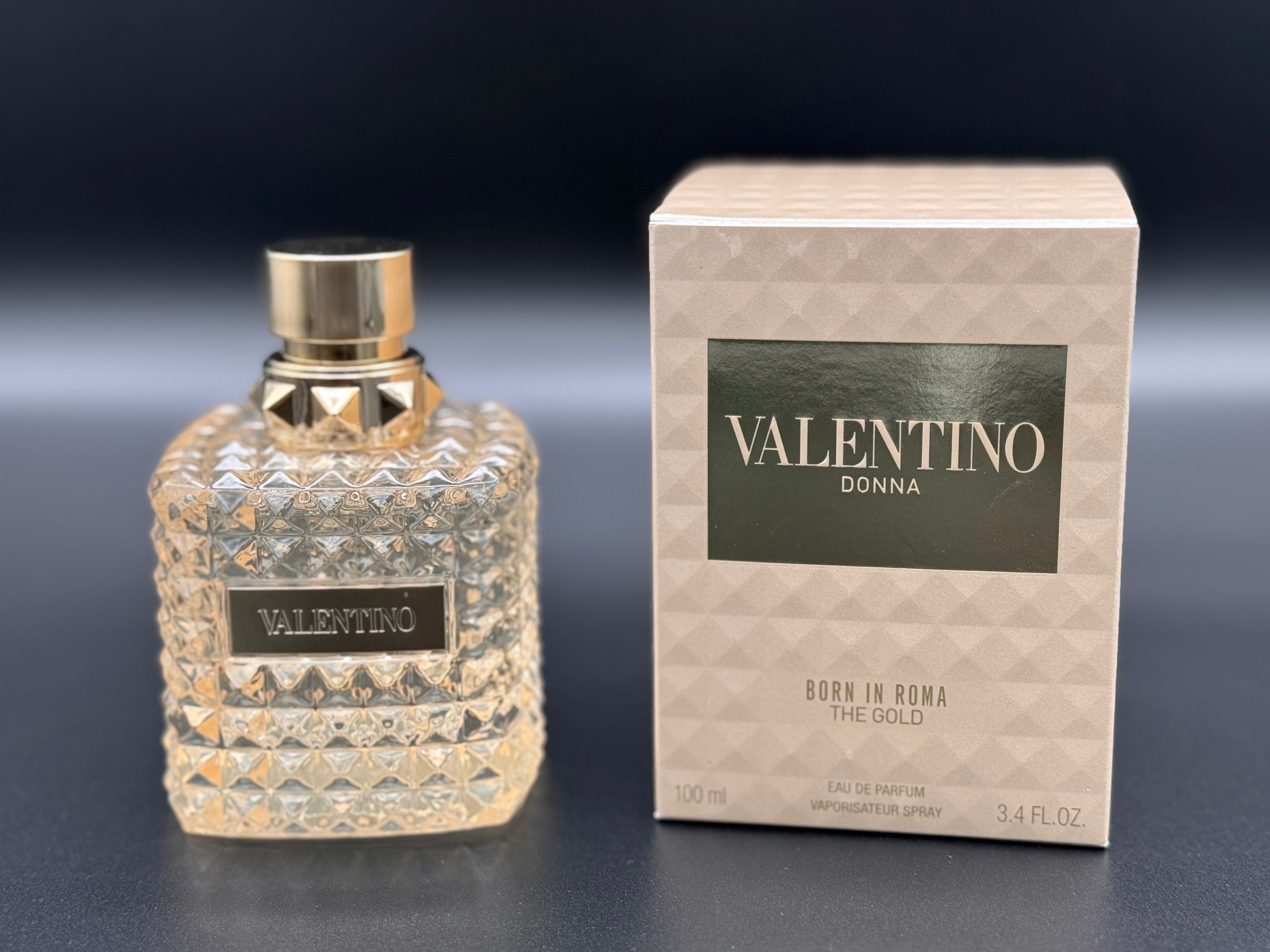 Valentino Donna Born in Roma The Gold (Sample)