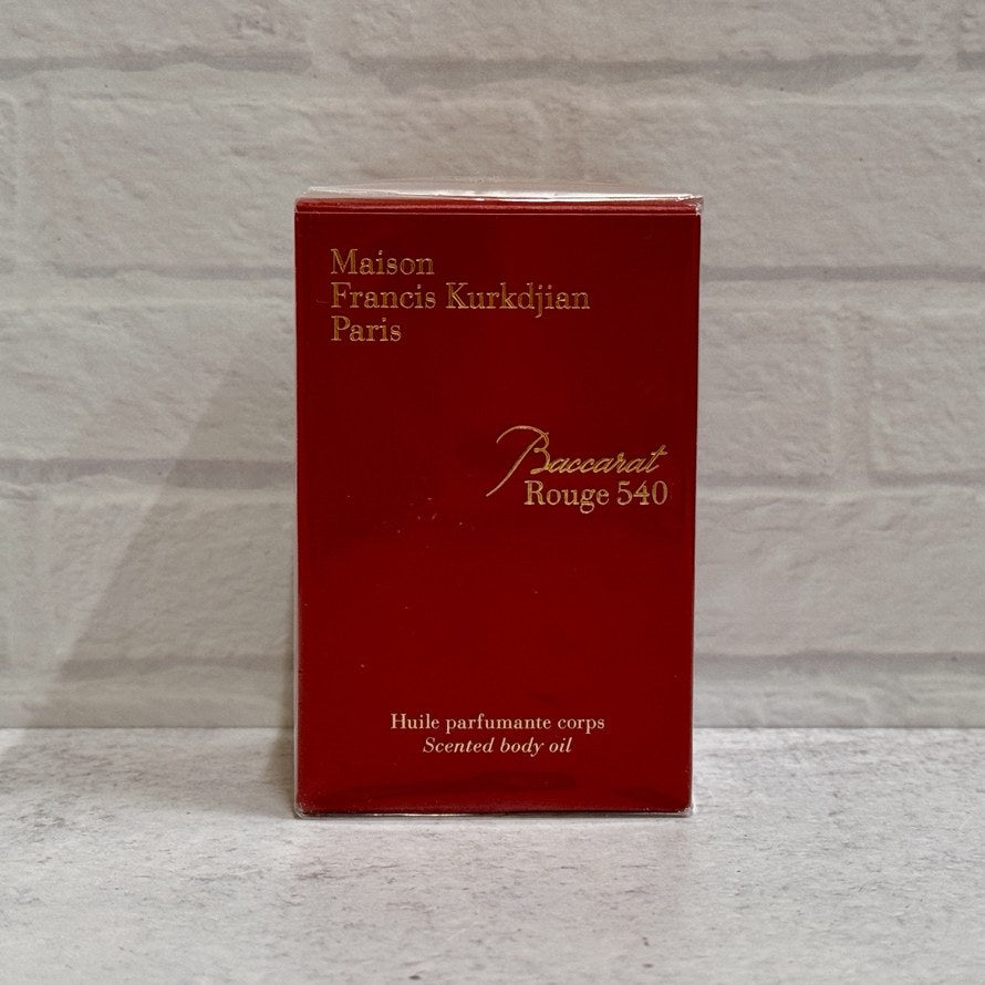 Actual Baccarat Rouge 540 scented body oil retail box
