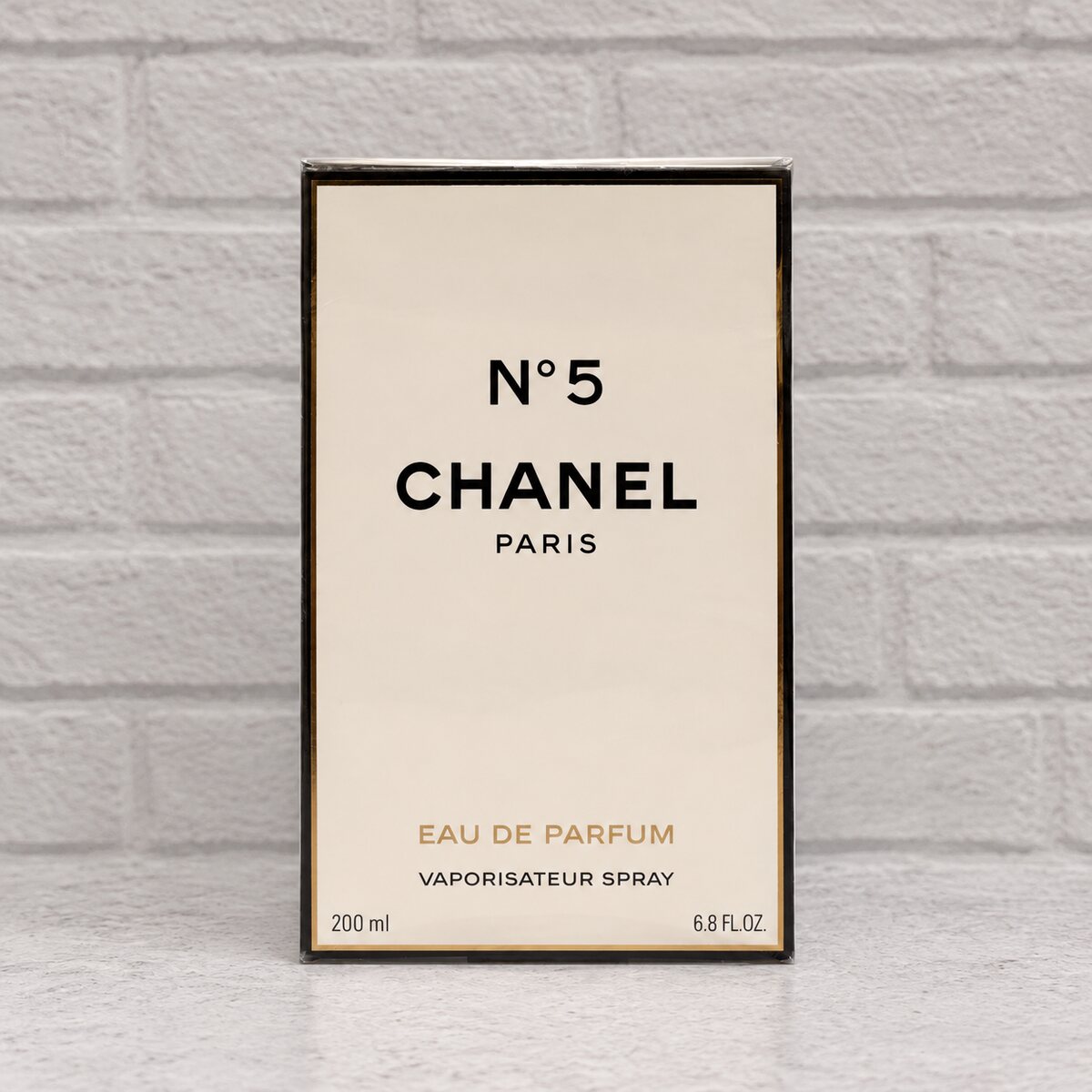 CHANEL N°5 Eau de Parfum 200 mL retail box, front view