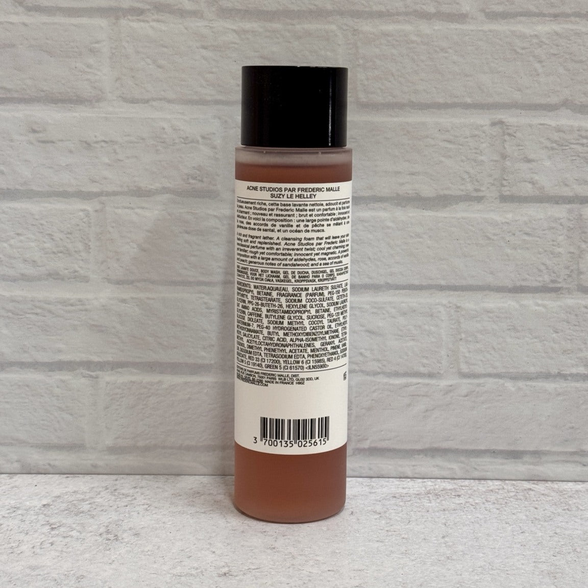 Acne Studios par Frédéric Malle Body Wash 200 mL back label and barcode